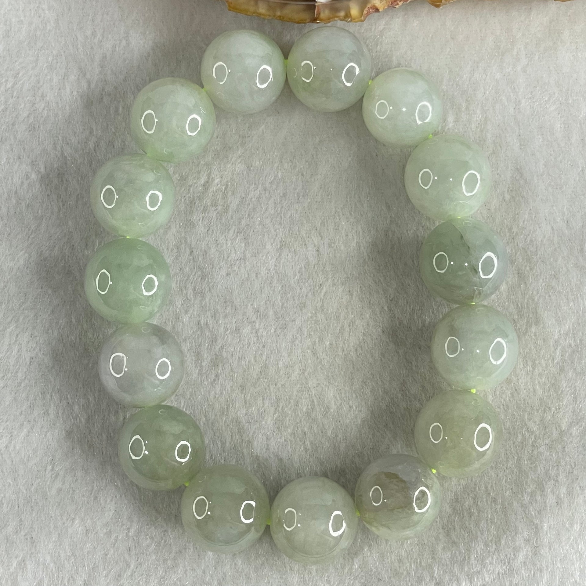 Type A Light Green Light Lavender Jadeite Beads Bracelet 81.20g 17cm 14.9mm 15 Beads (Slight Internal Lines) - Huangs Jadeite and Jewelry Pte Ltd