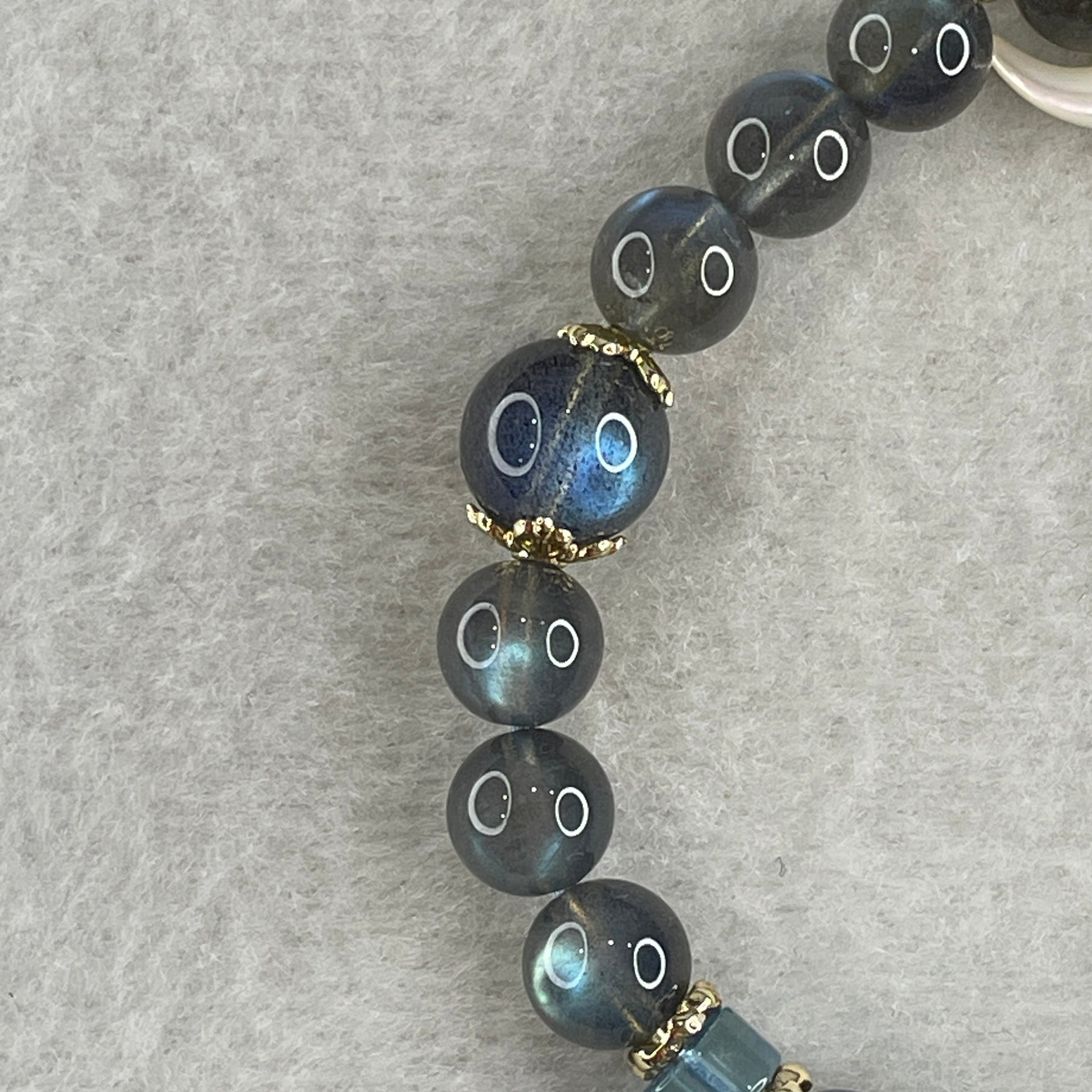 Good Grade Natural Labradorite Beads Bracelet with Moon Charm 19.86g 16cm 8.3mm 20 Beads - 10.4mm 1 Bead - Huangs Jadeite and Jewelry Pte Ltd