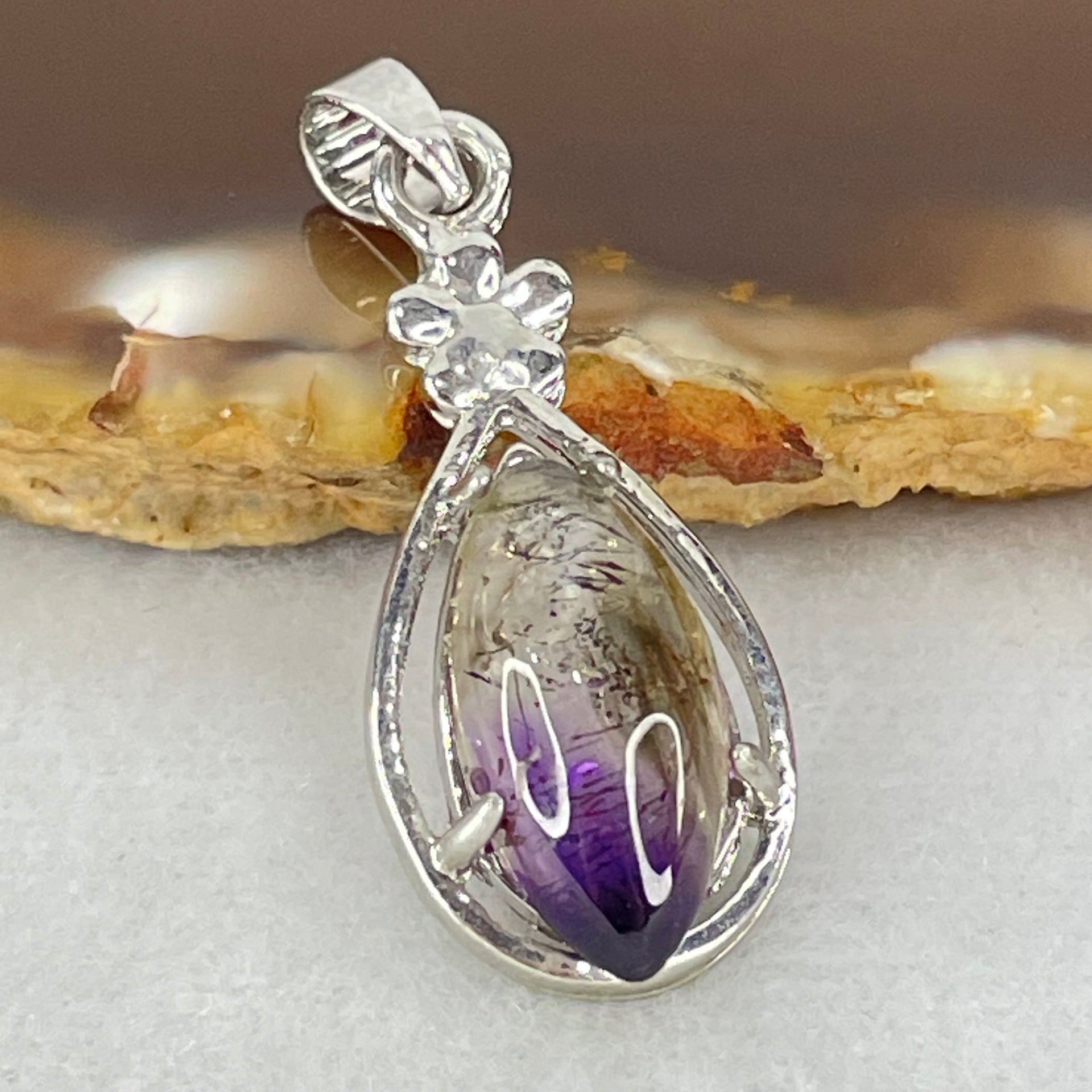 Above Average Grade Natural Super 7 Quartz in S925 Pendant 2.70g 16.0 by 8.2 by 4.5mm - Huangs Jadeite and Jewelry Pte Ltd