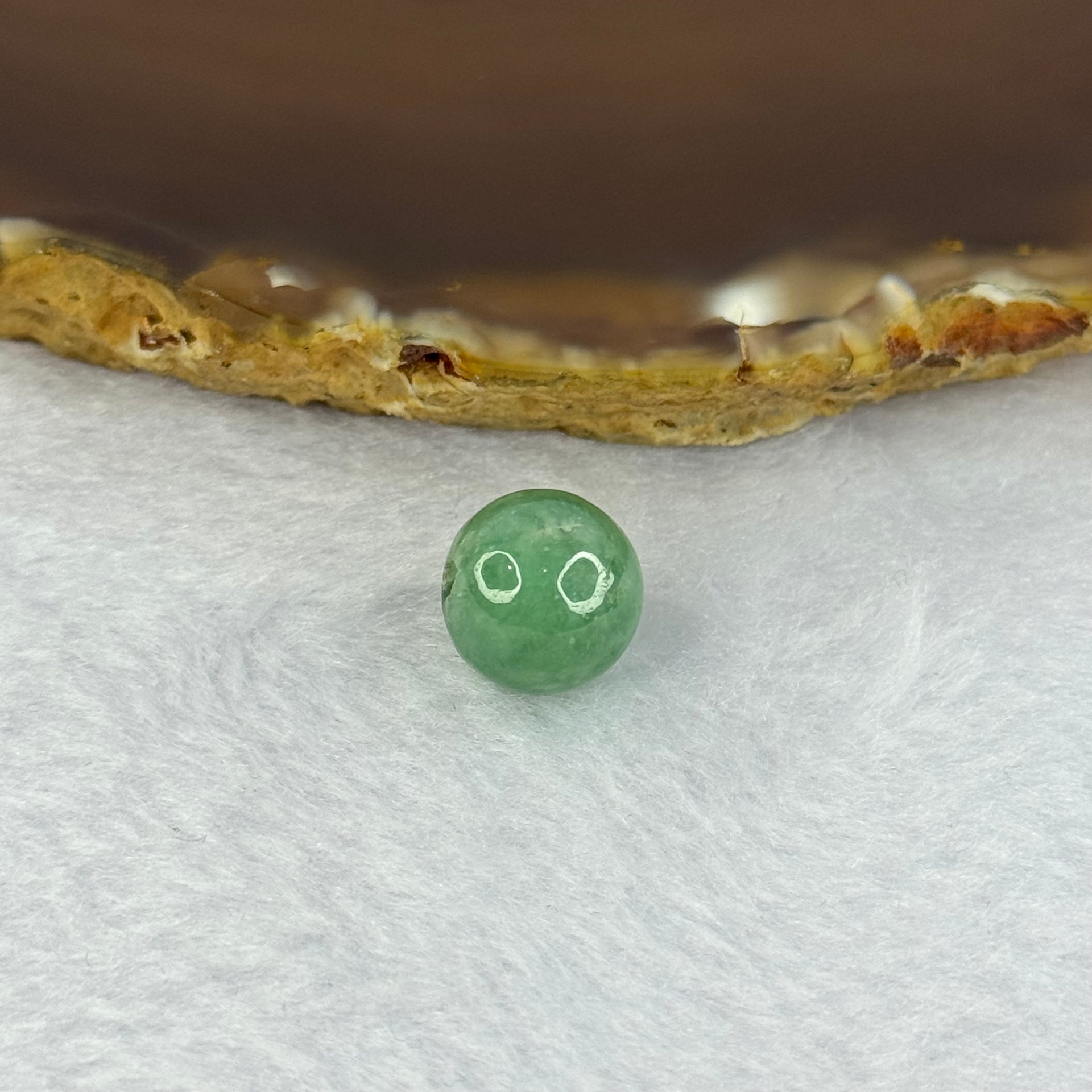 Type A Green Jadeite Bead for Bracelet/Necklace/Earrings/Ring 
2.46g 11.4mm - Huangs Jadeite and Jewelry Pte Ltd