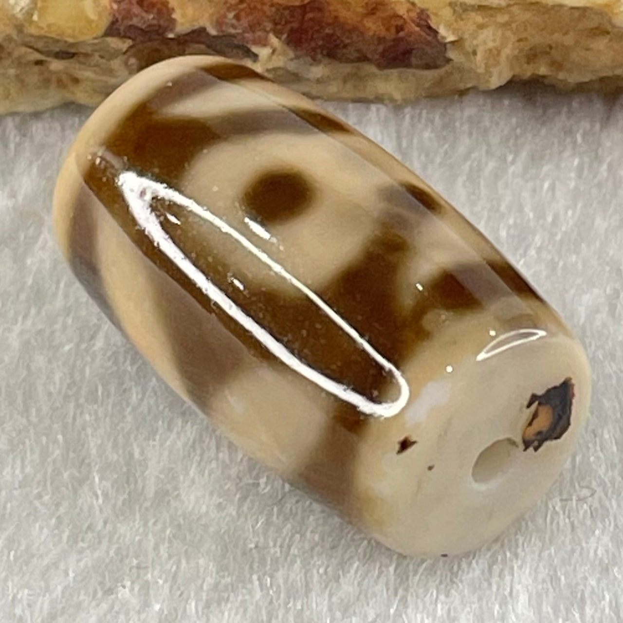 Natural Powerful Tibetan Old Oily Agate Patina Guiren Tairen Human Dzi Bead Totem Amulet Heavenly Master (Tian Zhu) 贵人天诛 5.03g 19.7 by 11.7mm - Huangs Jadeite and Jewelry Pte Ltd