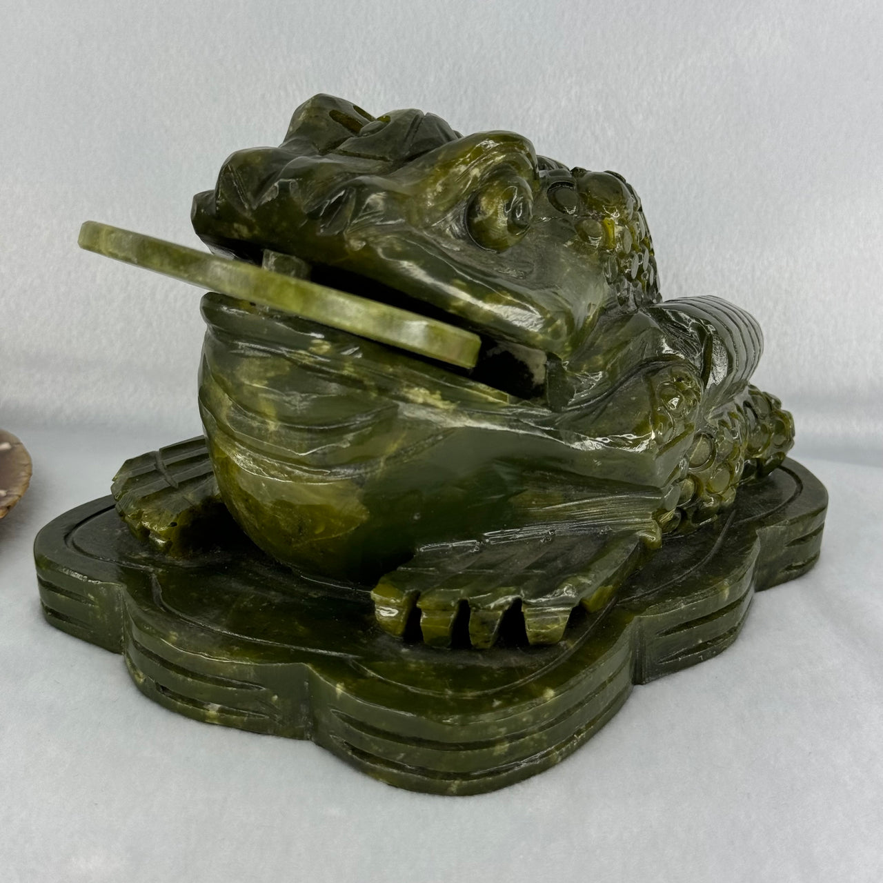Natural Green Serpentine 3 Legged Toad with Ancient Coin Display 3,126.9g 200.0 by 140.0 by 120.0mm - Huangs Jadeite and Jewelry Pte Ltd