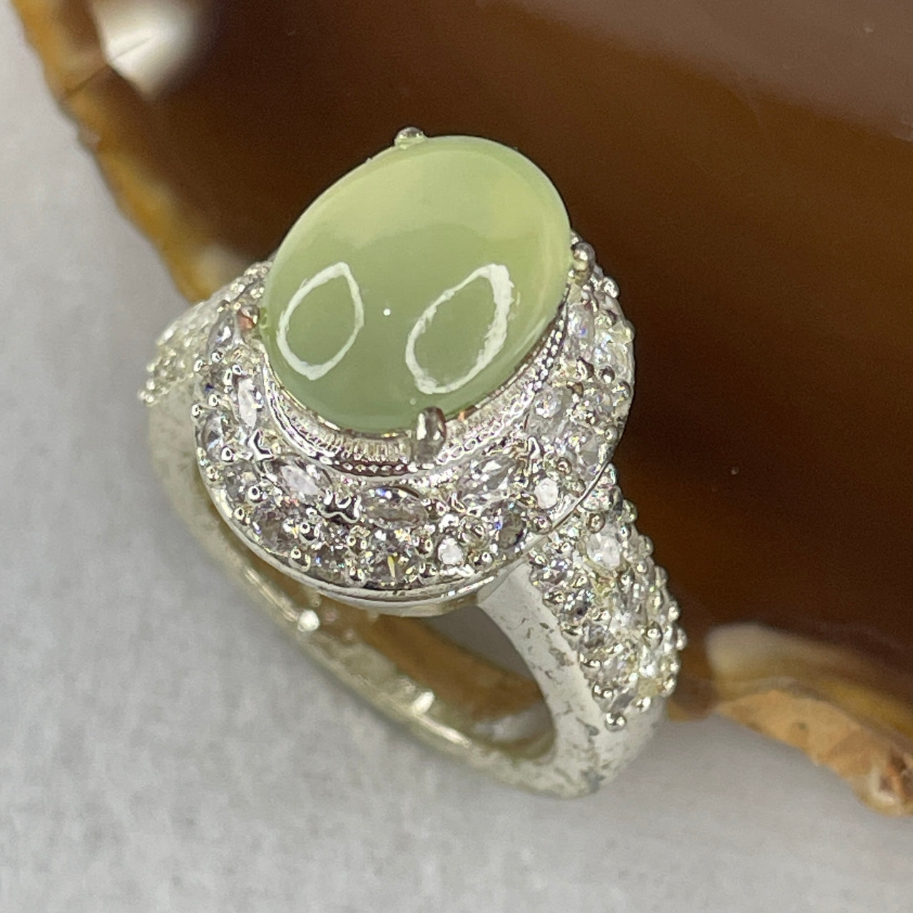 Natural Type A Semi Icy Light Green Jadeite Cabochon Mold Ring | Untreated Dewy Ban Bing Fei Cui Oval Ring (11.83g | 12.6 x 9.4 x 5.5mm | US 8.6 / HK 19)