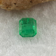 Natural Colombia Vivid Green Emerald (Beryl) Cut-Cornered Rectangular Step cut 0.42ct 5.4 by 4.4 by 2.1mm - Huangs Jadeite and Jewelry Pte Ltd