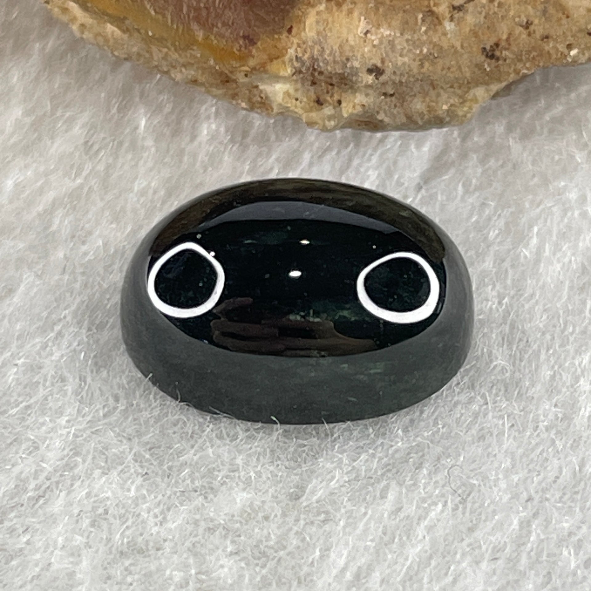 Type A Translucent Black Omphacite Jadeite Round Cabouchon Stone For Setting 1.23g 12.2 by 8.7 by 5.6mm - Huangs Jadeite and Jewelry Pte Ltd