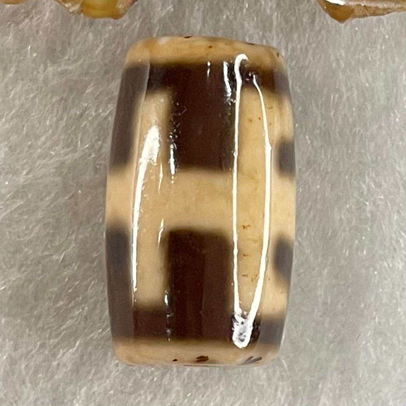 Natural Powerful Tibetan Old Oily Agate Patina Guiren Tairen Human Dzi Bead Totem Amulet Heavenly Master (Tian Zhu) 贵人天诛 4.67g 19.9 by 11.7mm - Huangs Jadeite and Jewelry Pte Ltd