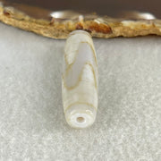 Natural Powerful Tibetan Old Oily White Agate Tiger Tooth Daluo Dzi Bead Heavenly Master (Tian Zhu) 9.21g 39.3 by 12.0mm - Huangs Jadeite and Jewelry Pte Ltd