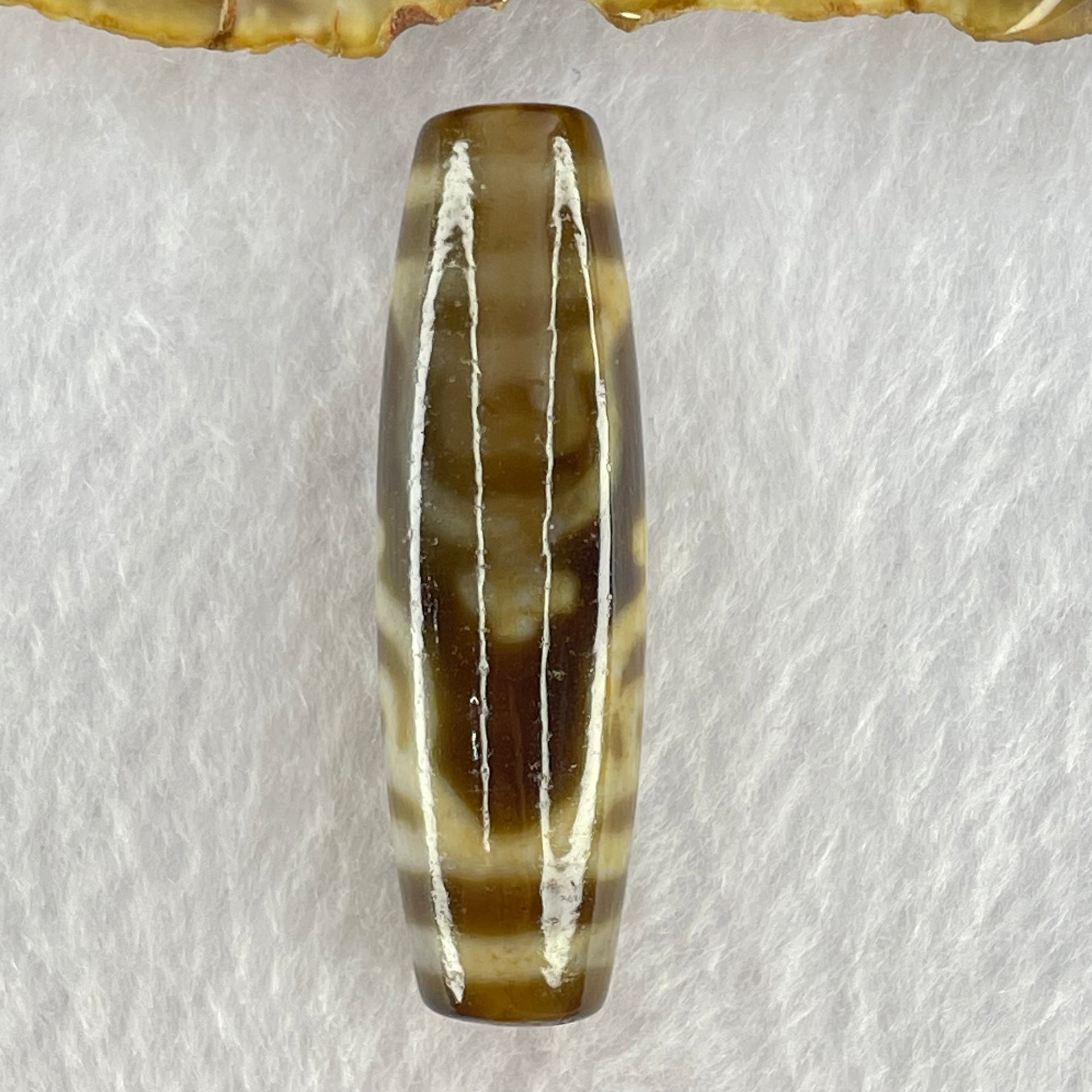 Natural Powerful Tibetan Old Oily Agate 4 Nectar Vessel Dzi Bead Heavenly Master (Tian Zhu) 花蜜容器眼天珠 16.35g 48.9 by 14.6mm - Huangs Jadeite and Jewelry Pte Ltd