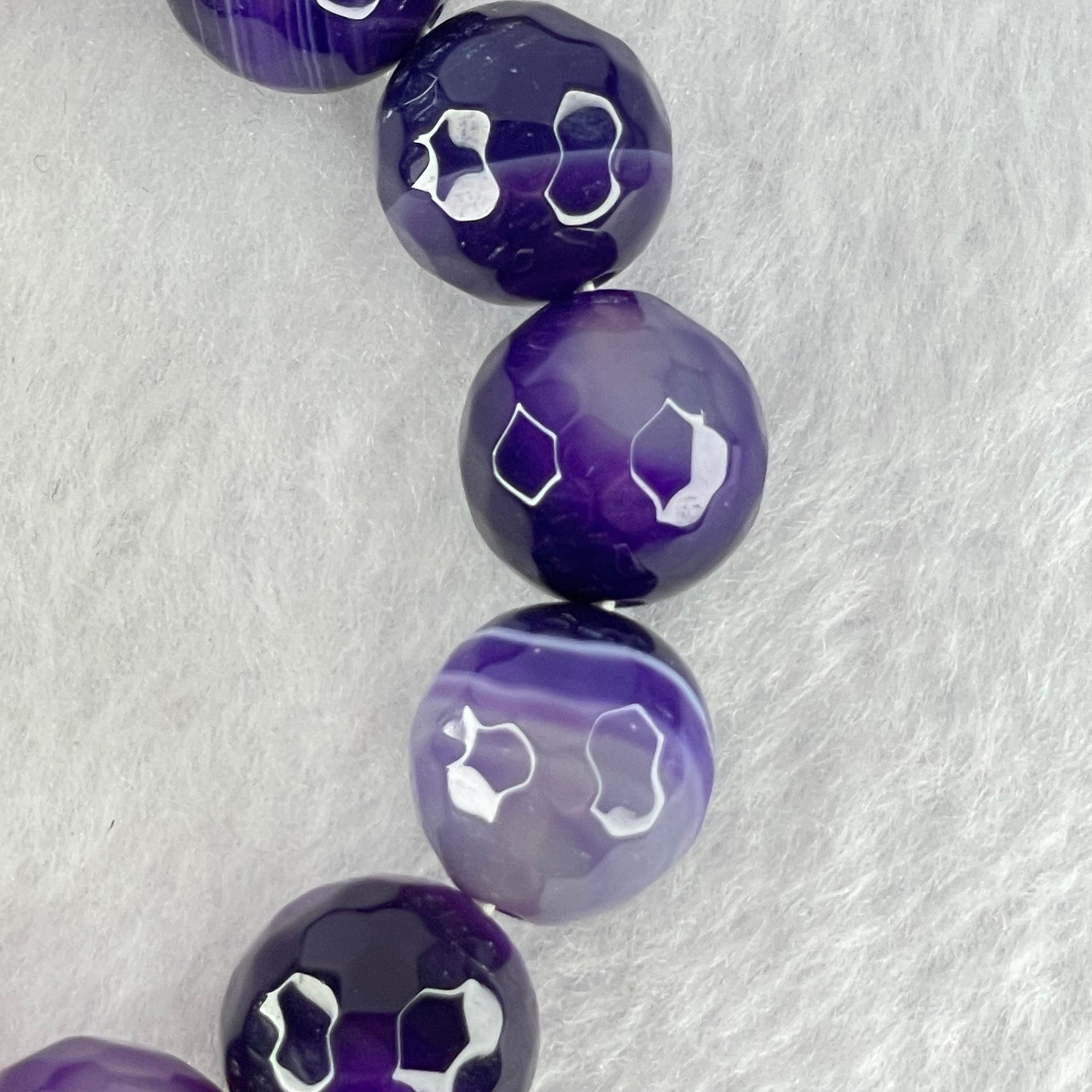 Dyed Agate Faceted Beads Bracelet 49.39g 17cm 13.8mm 14 Beads - Huangs Jadeite and Jewelry Pte Ltd