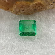 Natural Colombia Green Emerald (Beryl) Cut-Cornered Rectangular step cut 0.55ct 5.8 by 5.7 by 2.1mm - Huangs Jadeite and Jewelry Pte Ltd