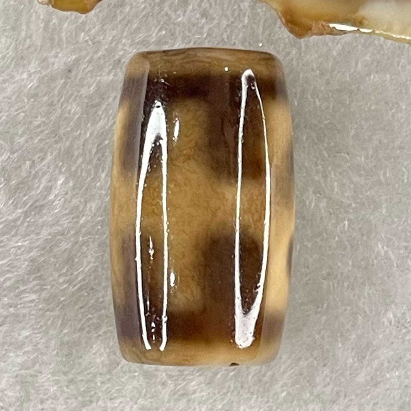 Natural Powerful Tibetan Old Oily Agate Patina Guiren Tairen Human Dzi Bead Totem Amulet Heavenly Master (Tian Zhu) 贵人天诛 4.81g 19.8 by 11.8mm - Huangs Jadeite and Jewelry Pte Ltd