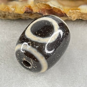 Natural Powerful Tibetan Old Oily Agate 1 Eye With Swastika Dzi Bead (Hotu Dzi) 4.58g 17.5 by 13.0mm - Huangs Jadeite and Jewelry Pte Ltd