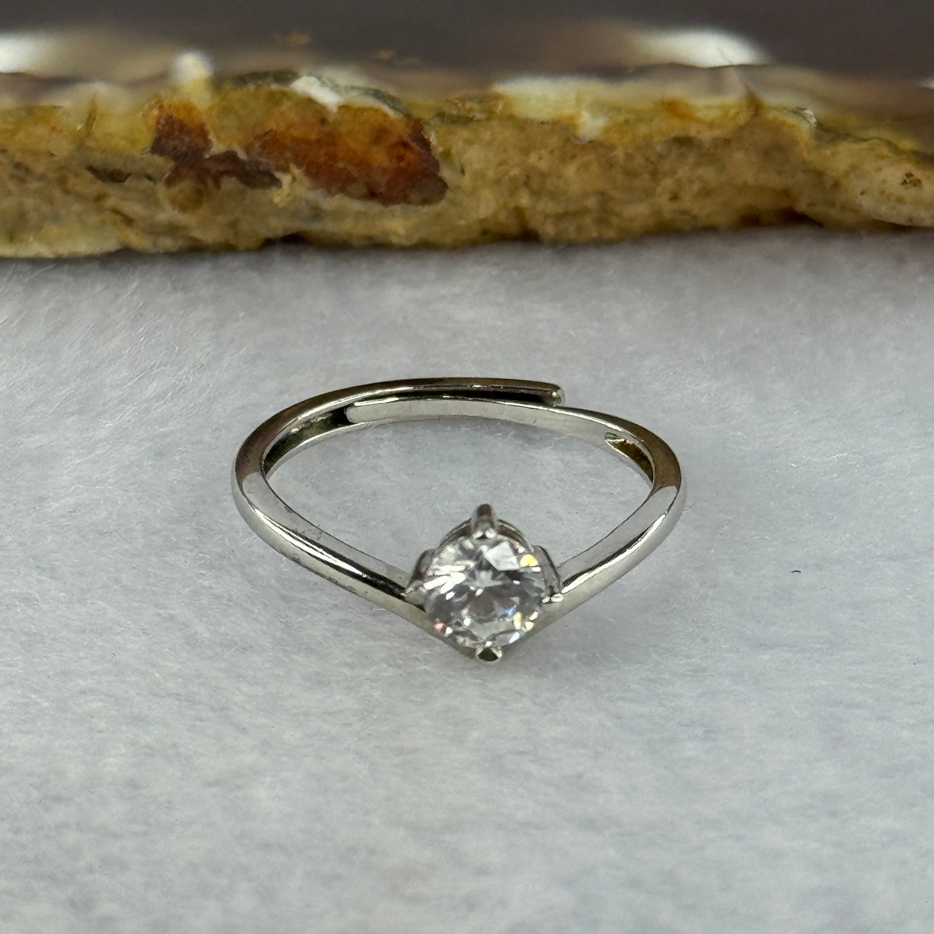 Cubic Zirconia in S925 Sliver Ring (Adjustable Size) 1.67g 4.8 by 2.8mm - Huangs Jadeite and Jewelry Pte Ltd