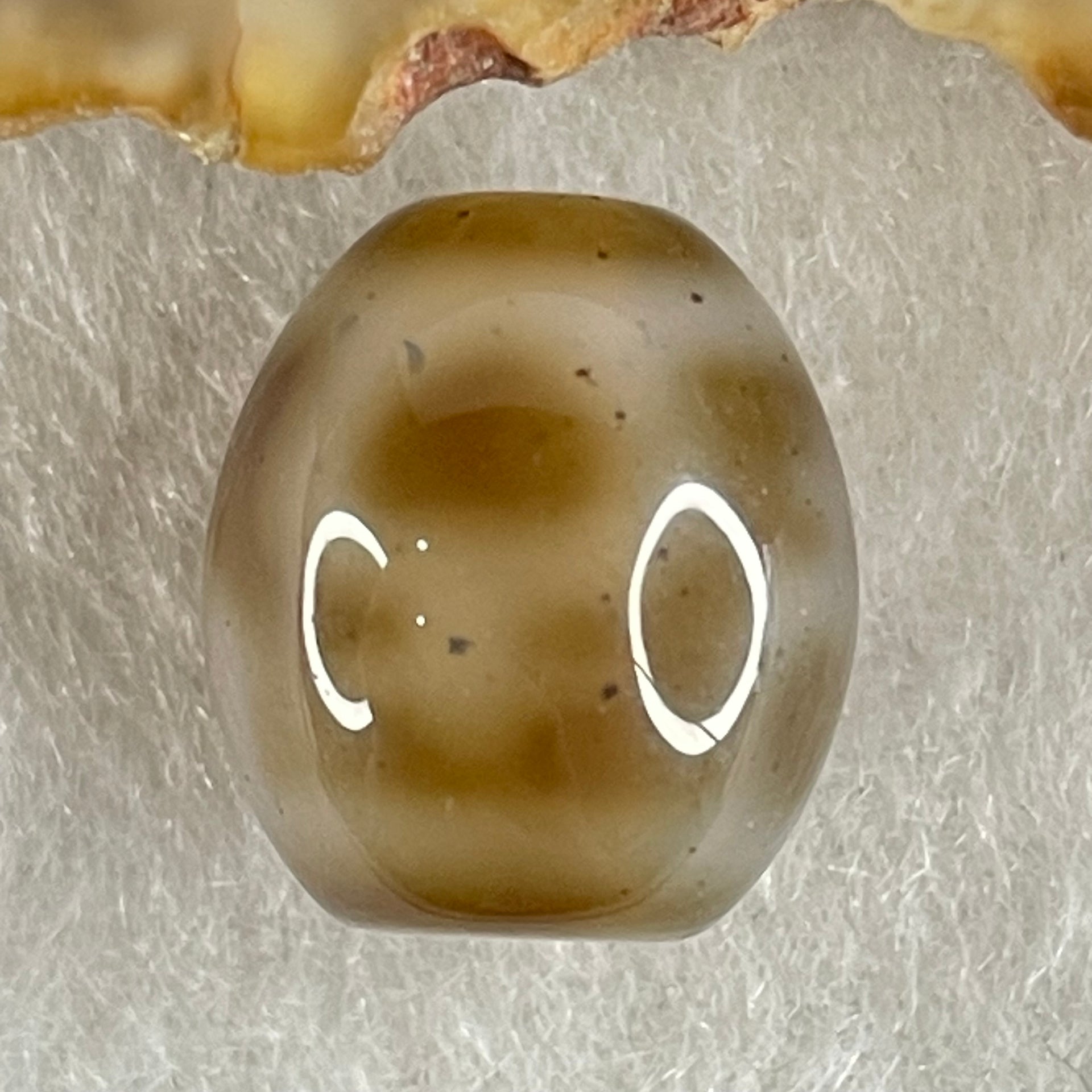 Natural Powerful Tibetan Old Oily Agate 4 Nectar Vessel Dzi Bead Heavenly Master (Tian Zhu) 花蜜容器天珠 2.73g 13.4 by 12.1mm - Huangs Jadeite and Jewelry Pte Ltd