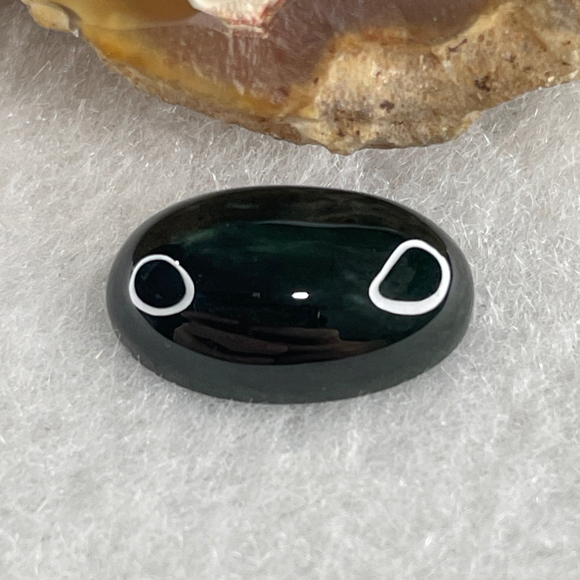 Type A Translucent Black Omphacite Jadeite Round Cabouchon Stone For Setting 1.54g 15.5 by 9.8 by 5.0mm - Huangs Jadeite and Jewelry Pte Ltd
