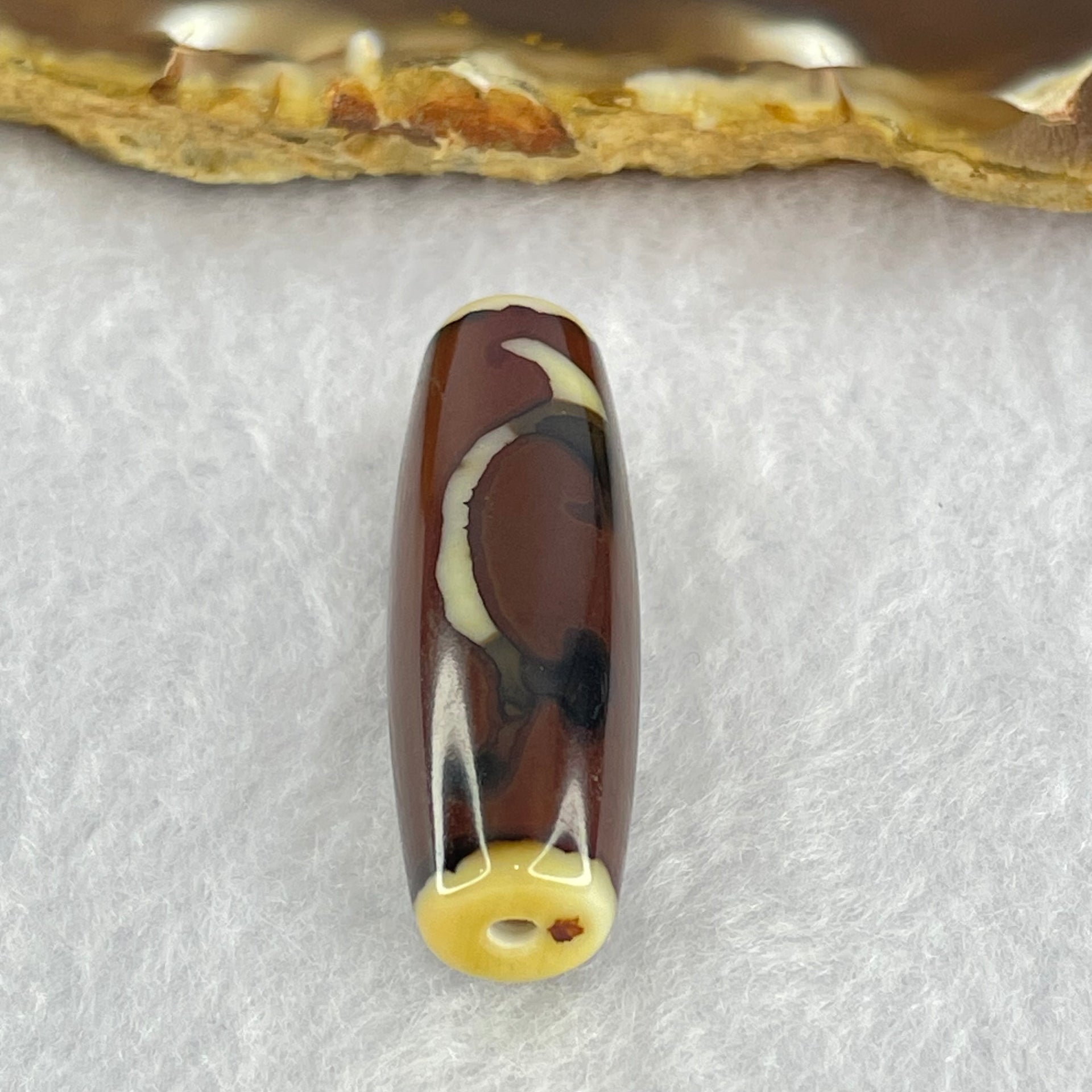 Natural Powerful Tibetan Old Oily Agate Ruyi Dzi Bead Heavenly Master (Tian Zhu) 如意天珠 8.79g 37.8 by 12.1mm - Huangs Jadeite and Jewelry Pte Ltd