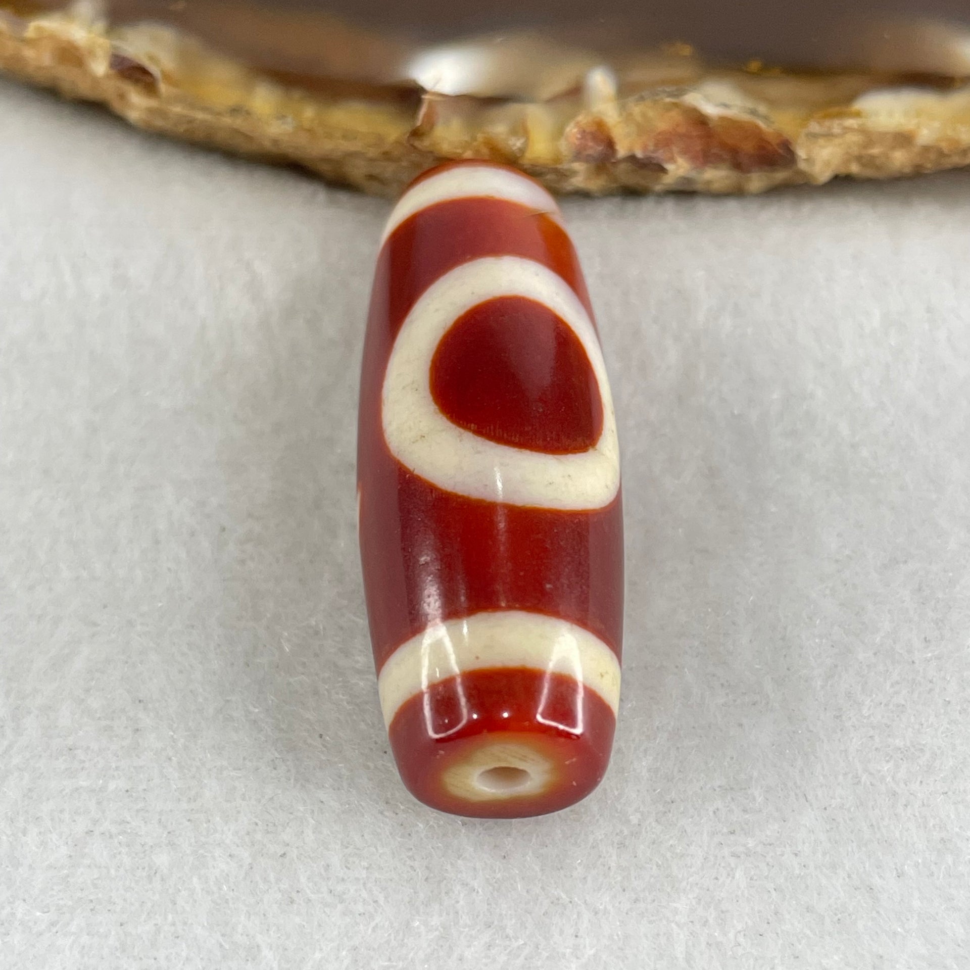 Natural Powerful Tibetan Old Oily Red White Agate One Eye Gold Metal Element Dzi Bead Heavenly Master (Tian Zhu) 一眼金天珠 11.08g 37.3 by 13.5mm - Huangs Jadeite and Jewelry Pte Ltd