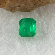 Natural Colombia Vivid Green Emerald (Beryl) Cut-Cornered Rectangular Step cut 0.48ct 4.9 by 4.6 by 2.8mm - Huangs Jadeite and Jewelry Pte Ltd