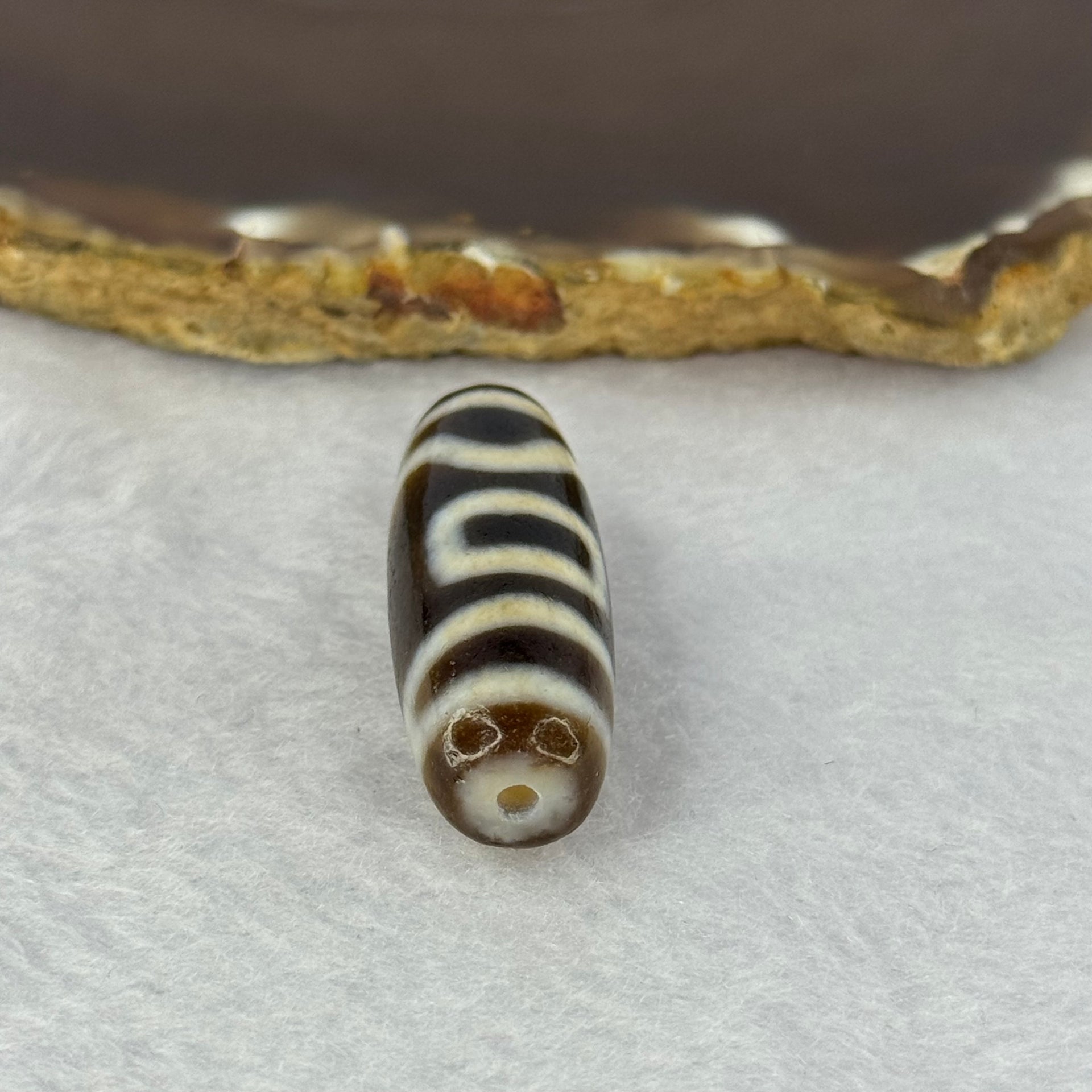 Natural Powerful Tibetan Old Oily Agate Sky Door Serenity 1 Eye Dzi Bead Heavenly Master (Tian Zhu) 一眼天诛 10.09g 37.6 by 13.2mm - Huangs Jadeite and Jewelry Pte Ltd