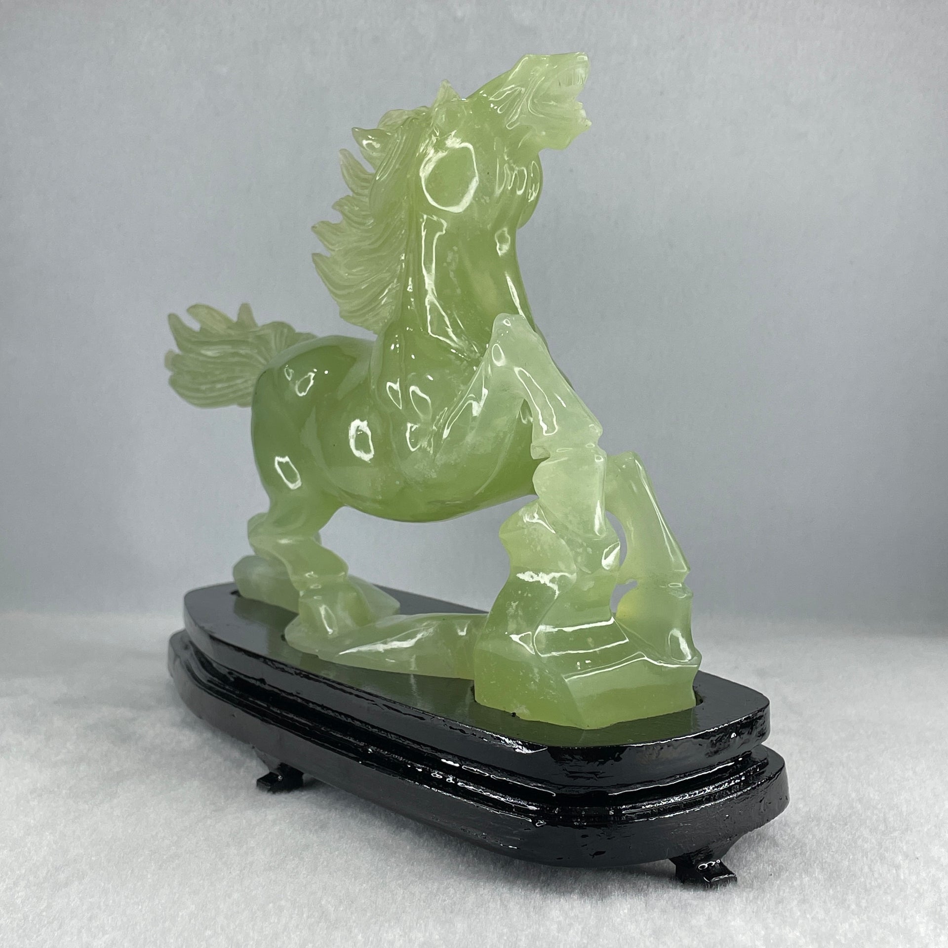 Natural Light Green Serpentine Victory Horse with Wooden Stand Display 1,274.6g 255.0 by 90.0 by 183.0mm - Huangs Jadeite and Jewelry Pte Ltd