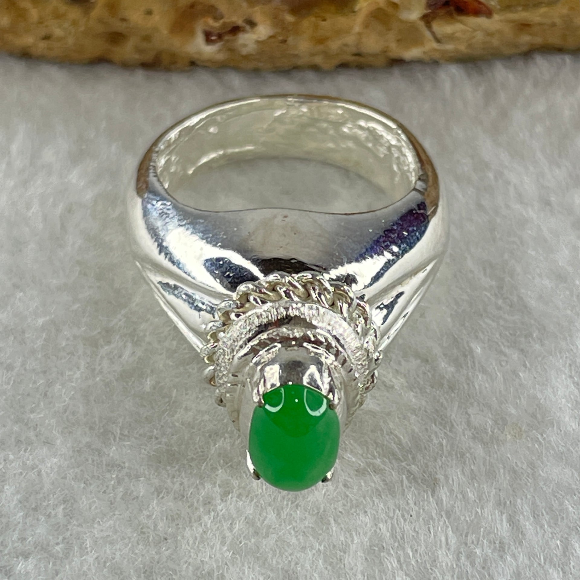 Type A Natural Apple Green Jadeite Cabochon 7.8 by 5.2 b y 3.0m Stone for Setting 11.17g (On Silver Ring Mold) US 6.5 HK 14.2 - Huangs Jadeite and Jewelry Pte Ltd