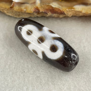 Natural Powerful Tibetan Old Oily Agate 5 Eyes Lightning Dzi Bead Heavenly Master (Tian Zhu) 五眼闪电天珠 5.50g 29.0 by 11.0mm - Huangs Jadeite and Jewelry Pte Ltd