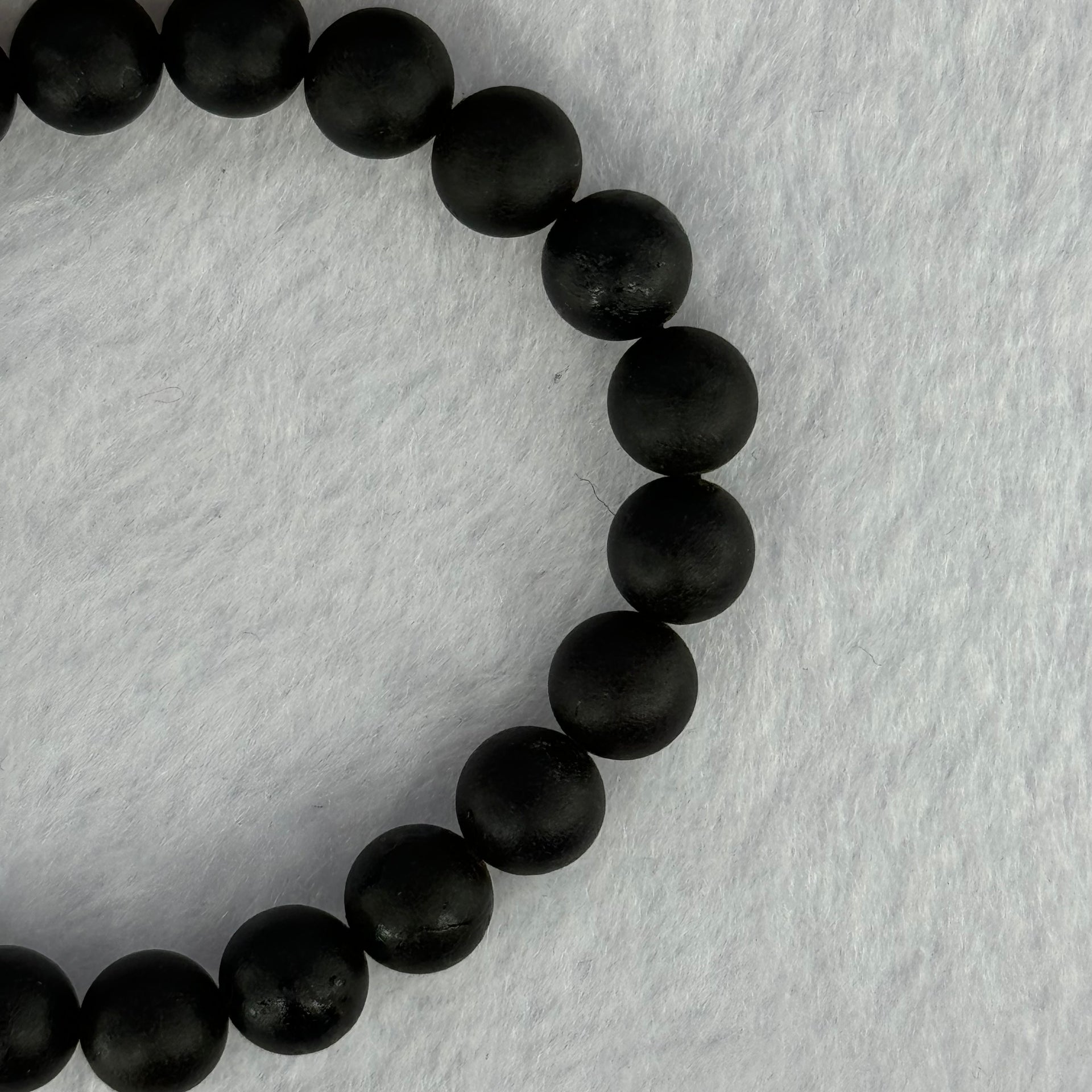 Natural Dark Matt Black Amber Beads Bracelet 天然大黑天翁琥珀手链 7.16g 15cm 8.3mm 22 Beads - Huangs Jadeite and Jewelry Pte Ltd