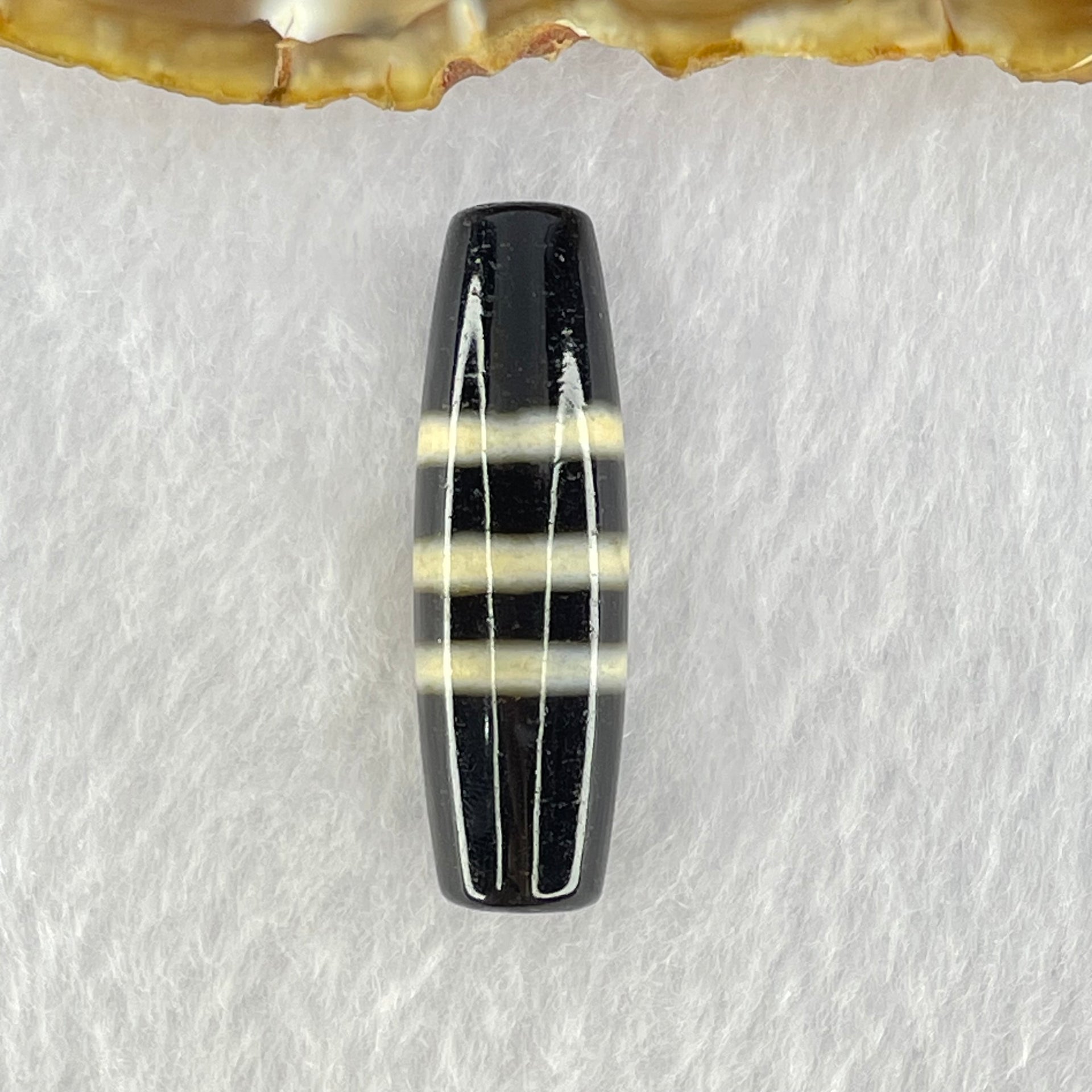 Natural Powerful Tibetan Old Oily Agate 3-Lines Dzi Bead Heavenly Master (Tian Zhu) 8.30g 38.4 by 11.9mm - Huangs Jadeite and Jewelry Pte Ltd