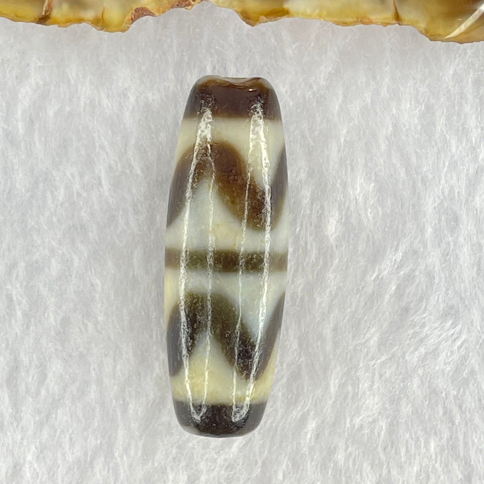 Natural Powerful Tibetan Old Oily Dark Brown White Yellow Agate Double Tiger Tooth Daluo Dzi Bead Heavenly Master (Tian Zhu) 双虎呀天诛 9.79g 37.6 by 13.0mm - Huangs Jadeite and Jewelry Pte Ltd