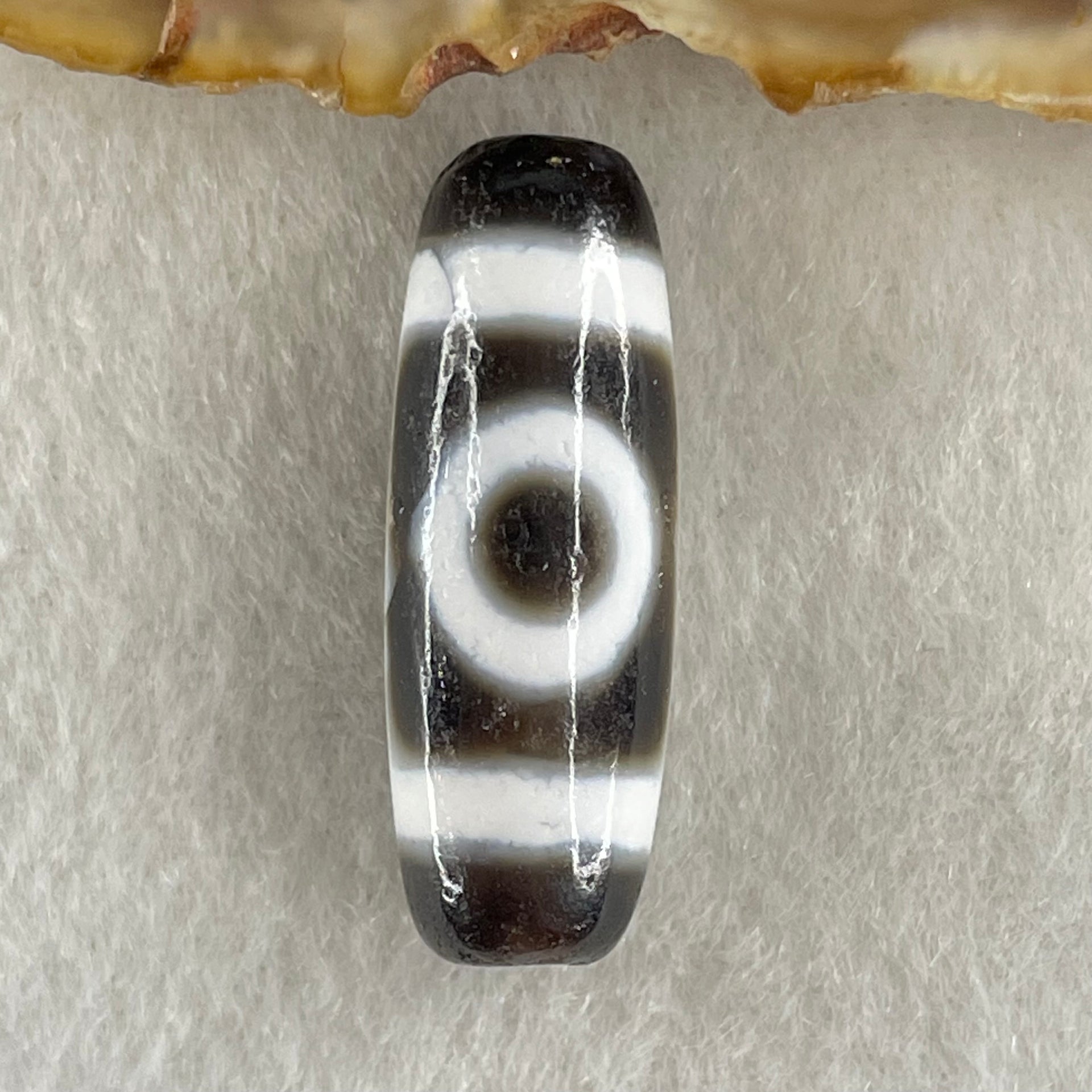 Natural Powerful Tibetan Old Oily Agate 2 Eyes Dzi Bead Heavenly Master (Tian Zhu) 二眼天诛 4.76g 29.0 by 10.4mm - Huangs Jadeite and Jewelry Pte Ltd