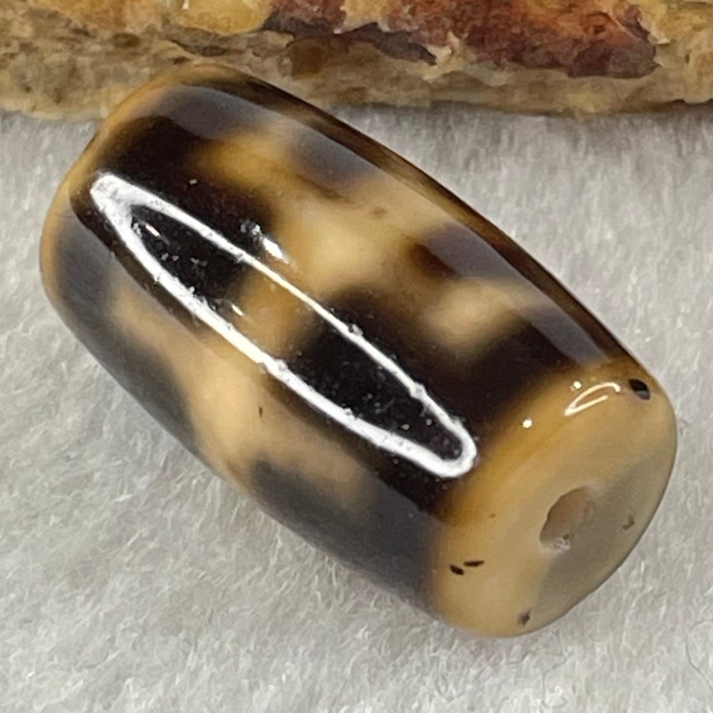 Natural Powerful Tibetan Old Oily Agate Patina Guiren Tairen Human Dzi Bead Totem Amulet Heavenly Master (Tian Zhu) 贵人天诛 4.86g 20.2 by 11.6mm - Huangs Jadeite and Jewelry Pte Ltd