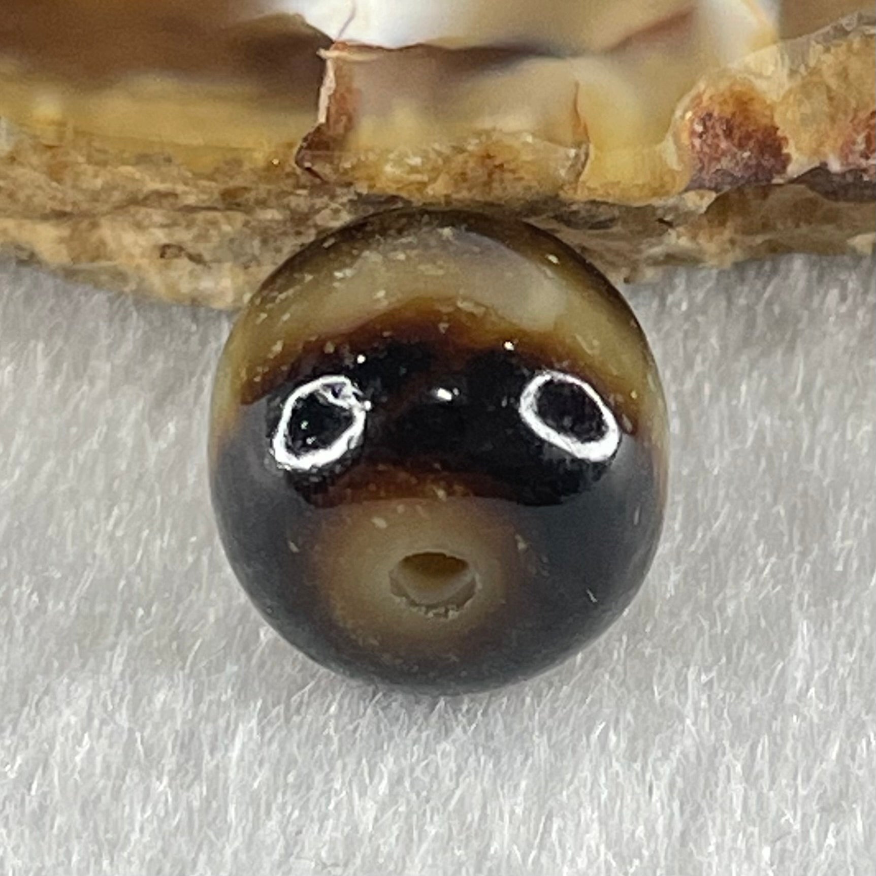 Natural Powerful Tibetan Old Oily Agate 1 Line Dzi Bead Heavenly Master (Tian Zhu) 1.81g 10.0 by 10.9mm - Huangs Jadeite and Jewelry Pte Ltd