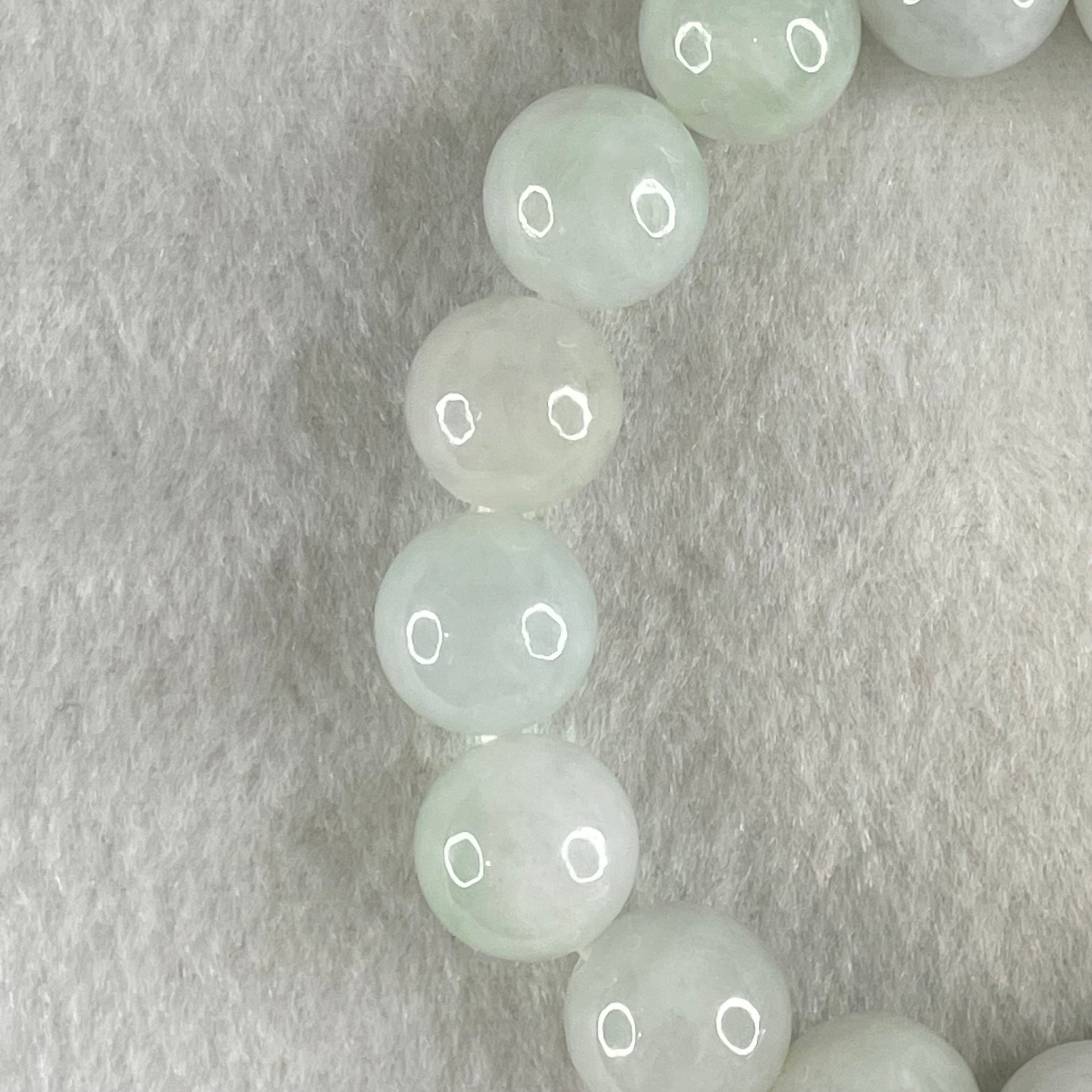 Type A Light Green Jadeite Beads Bracelet 46.38g 15cm 12.2mm 16 Beads - Huangs Jadeite and Jewelry Pte Ltd