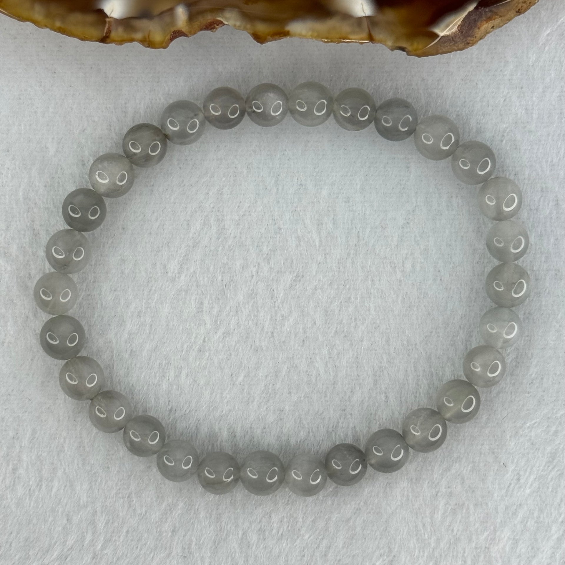 Natural Grey Rabbit Hair Beads Bracelet 9.59g 15.5cm 6.3mm 30 Beads - Huangs Jadeite and Jewelry Pte Ltd