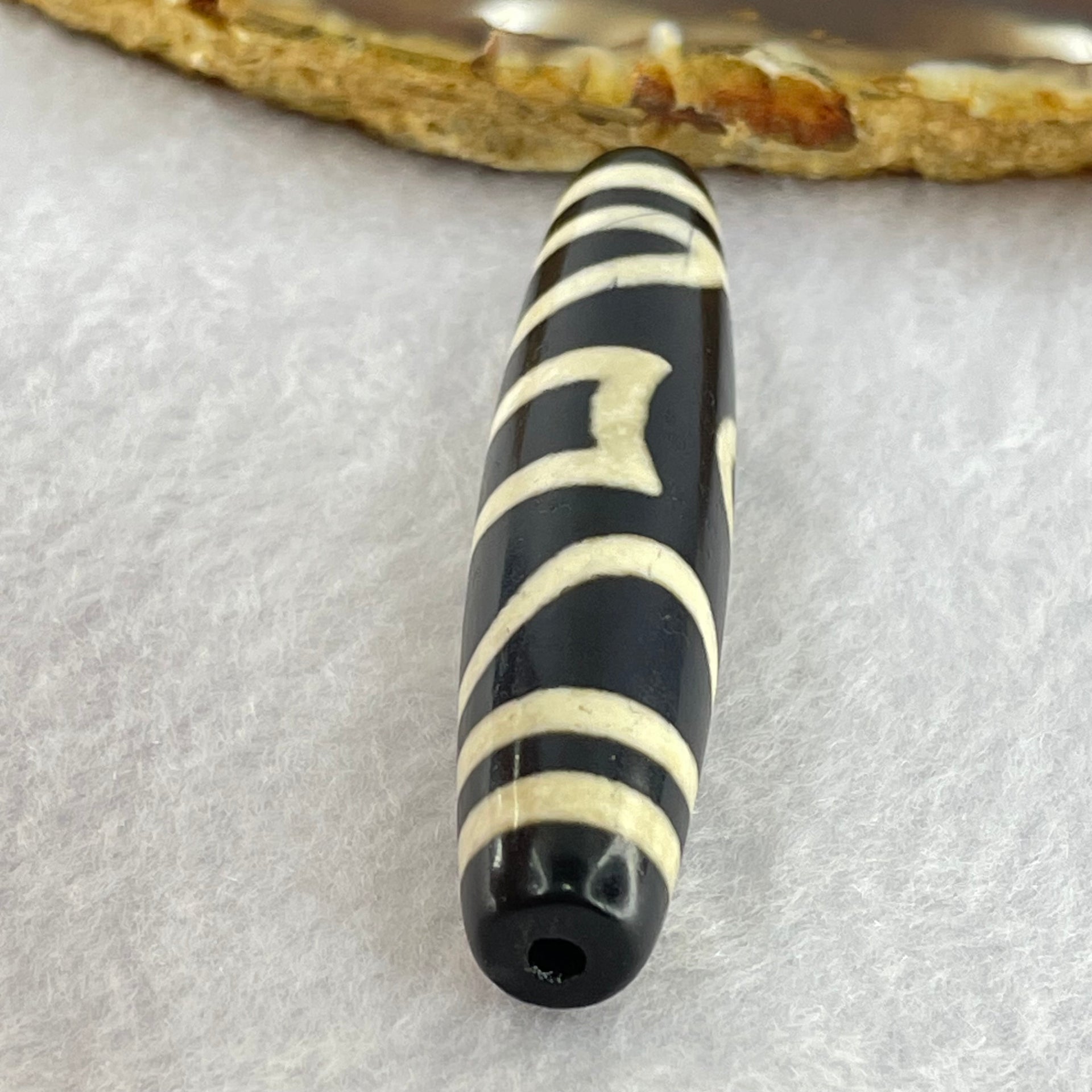 Natural Powerful Tibetan Old Oily Agate Sky Door Serenity 1 Eye Dzi Bead Heavenly Master (Tian Zhu) 一眼天诛 15.28g 59.3 by 12.9mm - Huangs Jadeite and Jewelry Pte Ltd