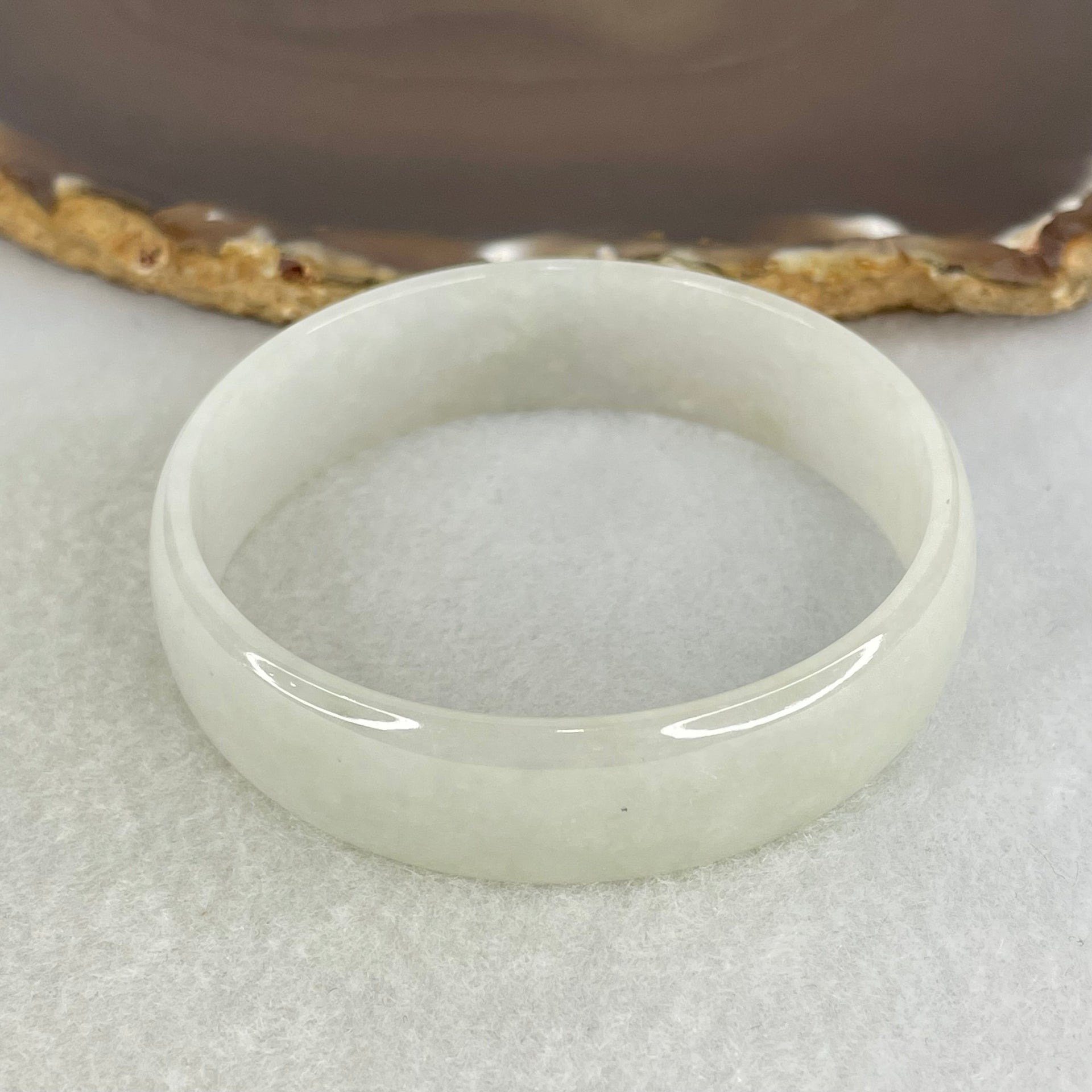 Type A Light Lavender Green Jadeite Bangle Internal Diameter 53.4mm 27.50g 14.4 by 4.0mm (Close to Perfect) - Huangs Jadeite and Jewelry Pte Ltd