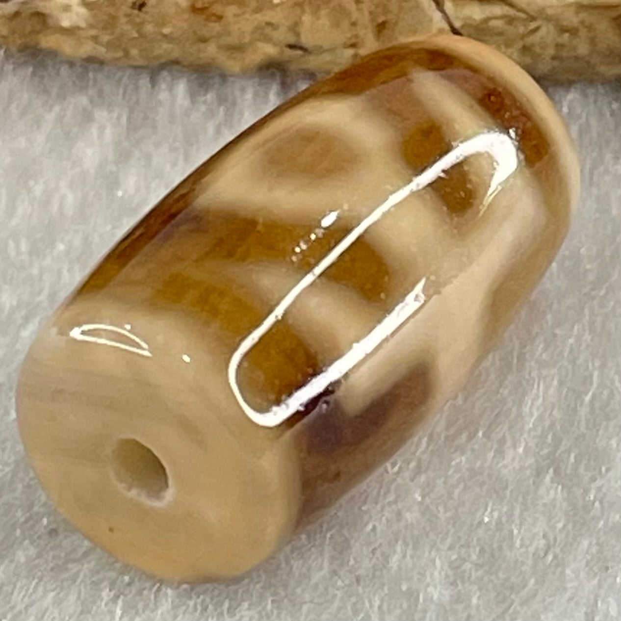 Natural Powerful Tibetan Old Oily Agate Patina Guiren Tairen Human Dzi Bead Totem Amulet Heavenly Master (Tian Zhu) 贵人天诛 4.84g 20.6 by 11.7mm - Huangs Jadeite and Jewelry Pte Ltd