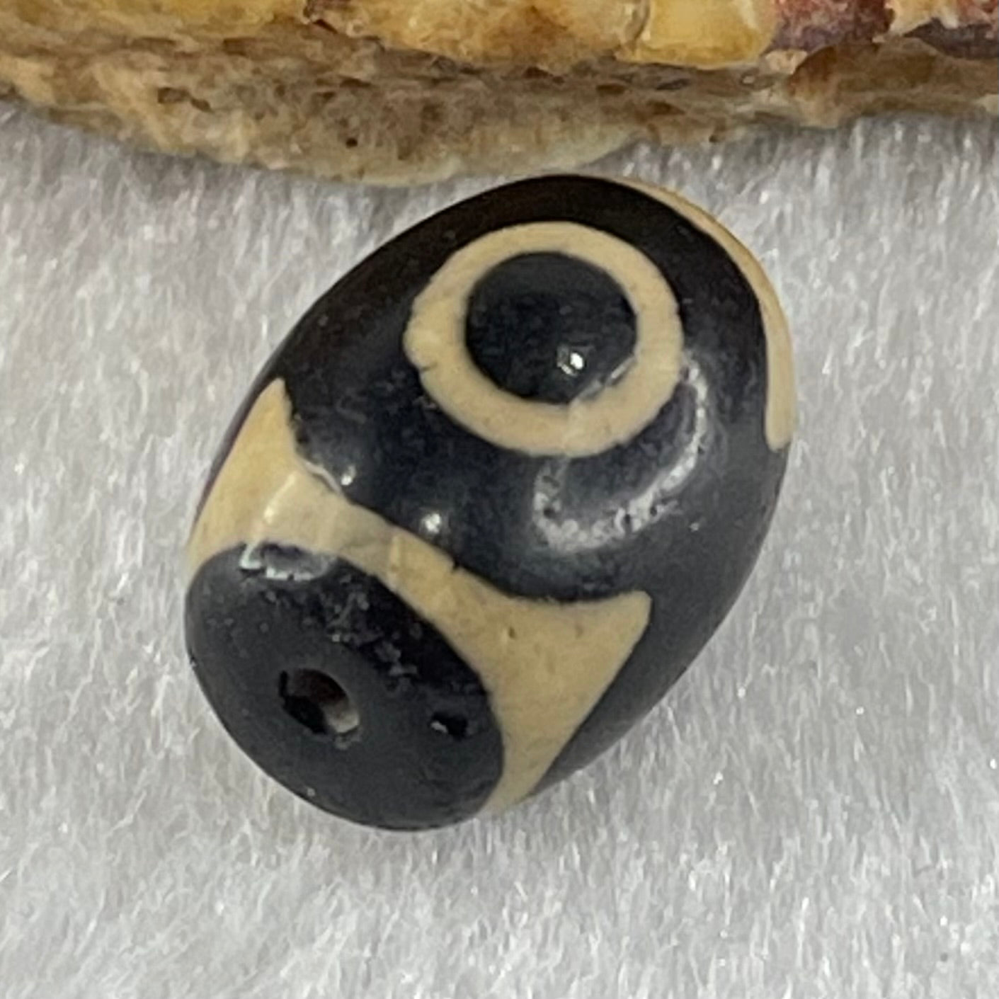 Natural Powerful Tibetan Old Oily Agate 3 Eyes Dzi Bead Heavenly Master (Tian Zhu) 三眼天诛 2.16g 13.7 by 10.4mm - Huangs Jadeite and Jewelry Pte Ltd