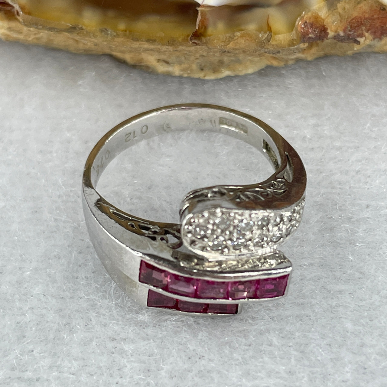 Natural Rubies Total 0.75ct each approx 2.5 by 2.5 by 2.5mm Natural Diamonds Total 0.12ct each about 1.2mm in Platinum PT900 Ring 5.84g US4.25 HK 9 - Huangs Jadeite and Jewelry Pte Ltd