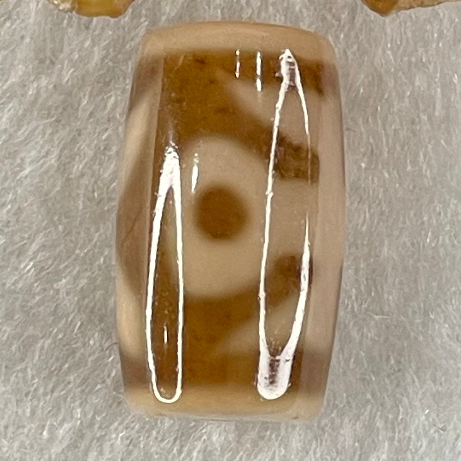 Natural Powerful Tibetan Old Oily Agate Patina Guiren Tairen Human Dzi Bead Totem Amulet Heavenly Master (Tian Zhu) 贵人天诛 4.71g 19.8 by 11.7mm - Huangs Jadeite and Jewelry Pte Ltd