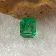 Natural Colombia Green Emerald (Beryl) Cut-Cornered Rectangular step cut 0.58ct 5.5 by 3.8 by 3.7mm - Huangs Jadeite and Jewelry Pte Ltd