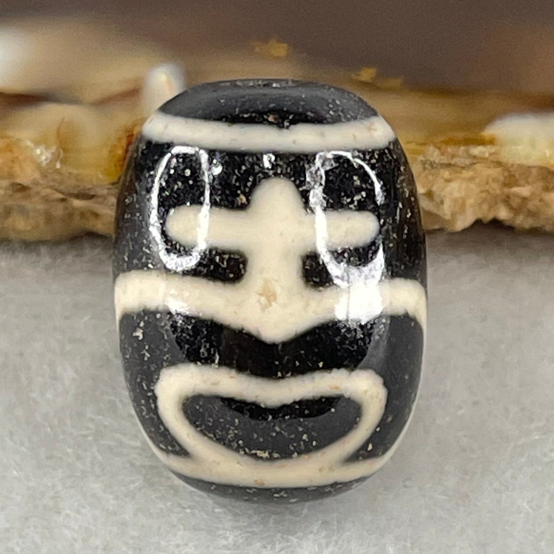 Natural Powerful Tibetan Old Oily Agate Double Nectar Vessel Dzi Bead Heavenly Master (Tian Zhu) 花蜜容器眼天珠 4.76g 17.7 by 13.1mm - Huangs Jadeite and Jewelry Pte Ltd