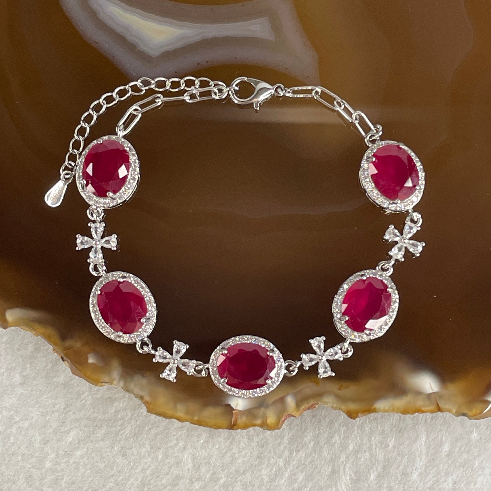 Certified Man Made Ruby Bracelet with Cubic Zirconia9.50g 10.0 by 8.0 by 3.0mm - Huangs Jadeite and Jewelry Pte Ltd