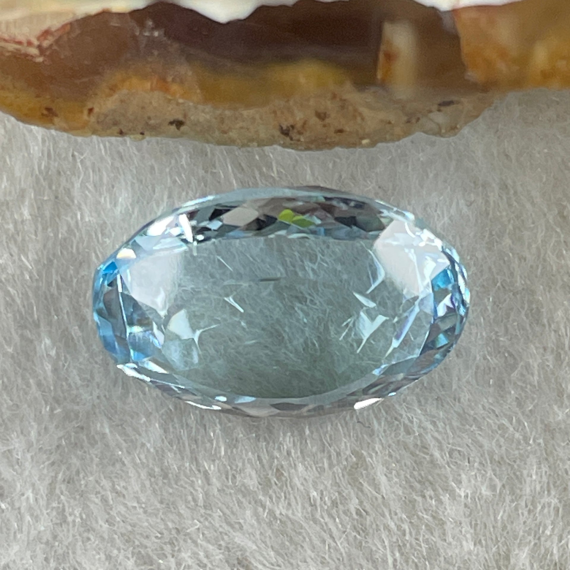 Natural Sky Blue Topaz Oval Shape 8.07ct 14.0 by 10.8 by 6.8mm - Huangs Jadeite and Jewelry Pte Ltd