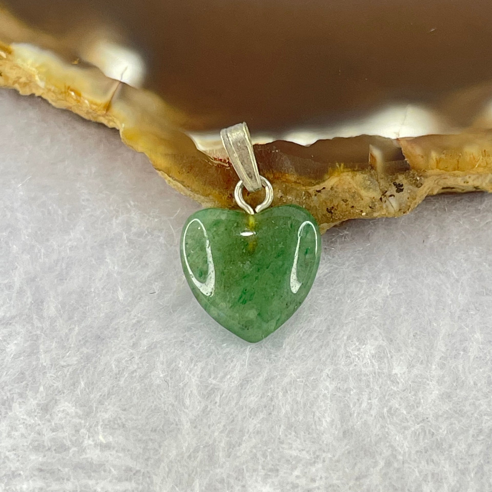Natural Green Aventurine Mini Heart Pendant with Sliver Clasps 0.90g 12.1 by 11.9 by 4.1mm - Huangs Jadeite and Jewelry Pte Ltd