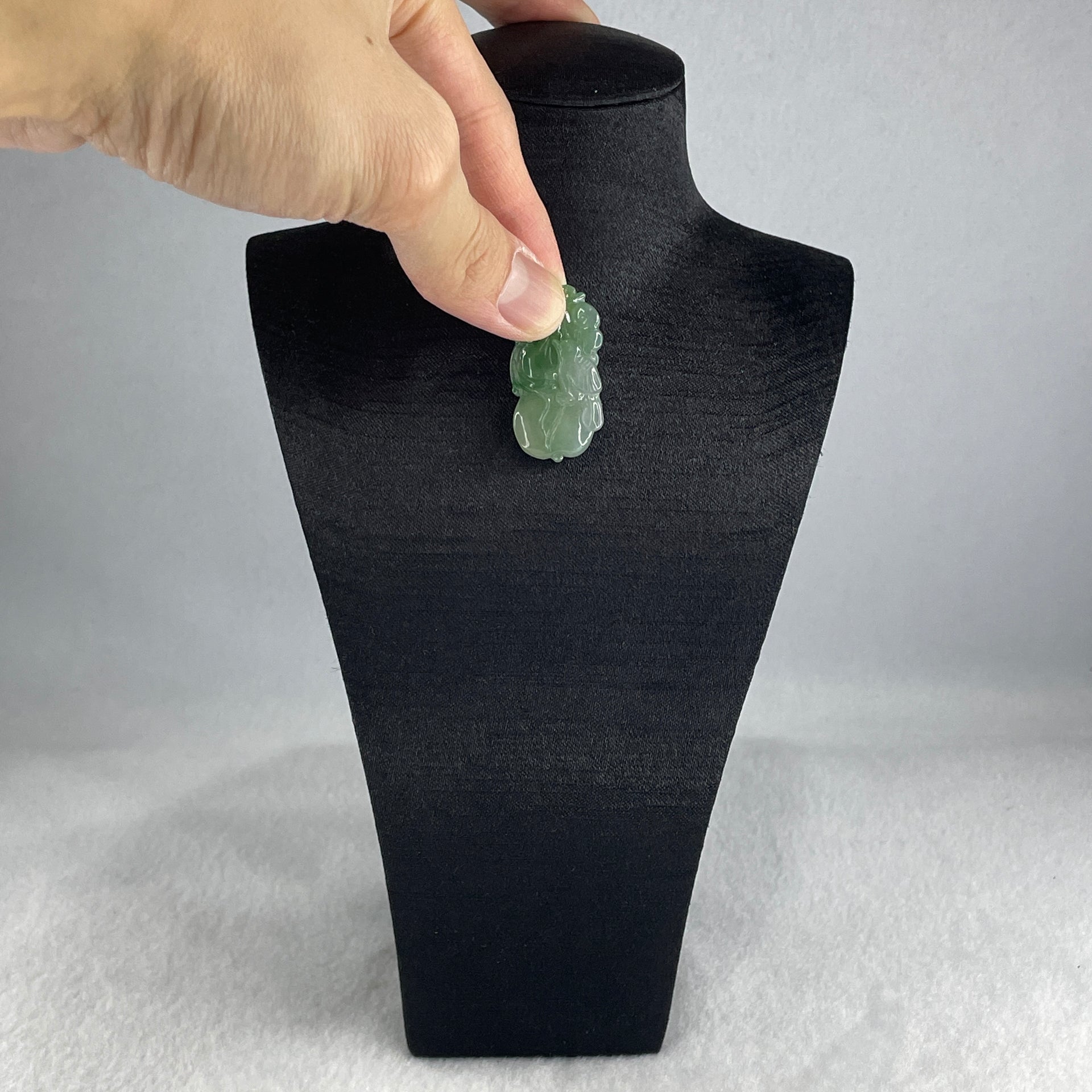 Natural Type A Jelly Green with Faint Green Jadeite Bird on Hulu and Ruyi Pendant 6.79g 34.1 by 18.0 by 6.8mm - Huangs Jadeite and Jewelry Pte Ltd