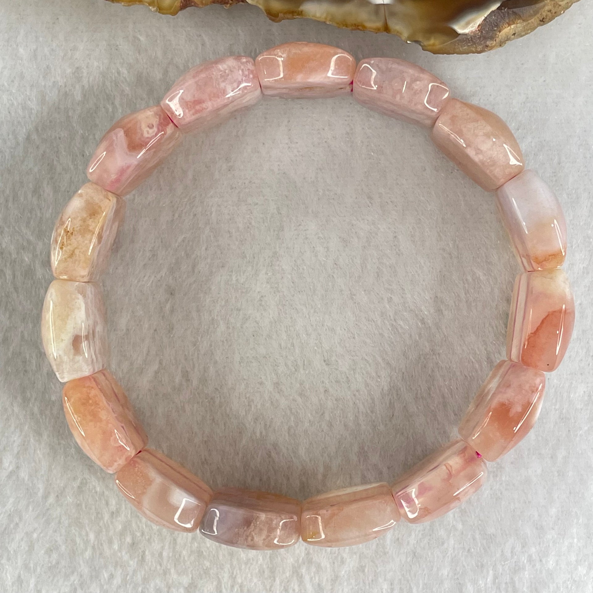 Above Average Natural Pink Flower Agate Shou Pai Bracelet 38.91g 17cm 18.0 by 13.1mm 15 Pieces (Slight External Rough) - Huangs Jadeite and Jewelry Pte Ltd