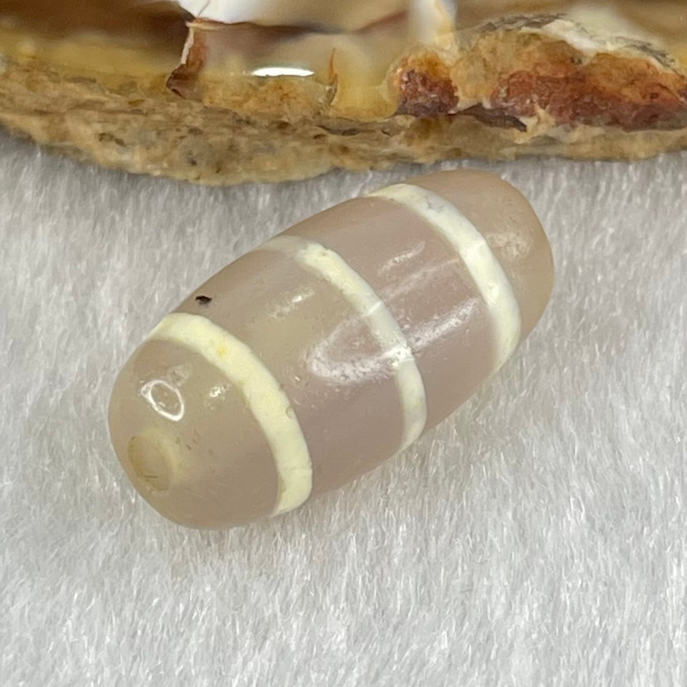 Natural Powerful Tibetan Old Oily Agate 3-Lines Dzi Bead Heavenly Master (Tian Zhu) 三行天诛 2.89g 19.6 by 10.0mm - Huangs Jadeite and Jewelry Pte Ltd