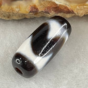 Natural Powerful Tibetan Old Oily Agate Tiger Tooth Daluo Dzi Bead Heavenly Master (Tian Zhu) 2.47g 20.3 by 8.9mm - Huangs Jadeite and Jewelry Pte Ltd