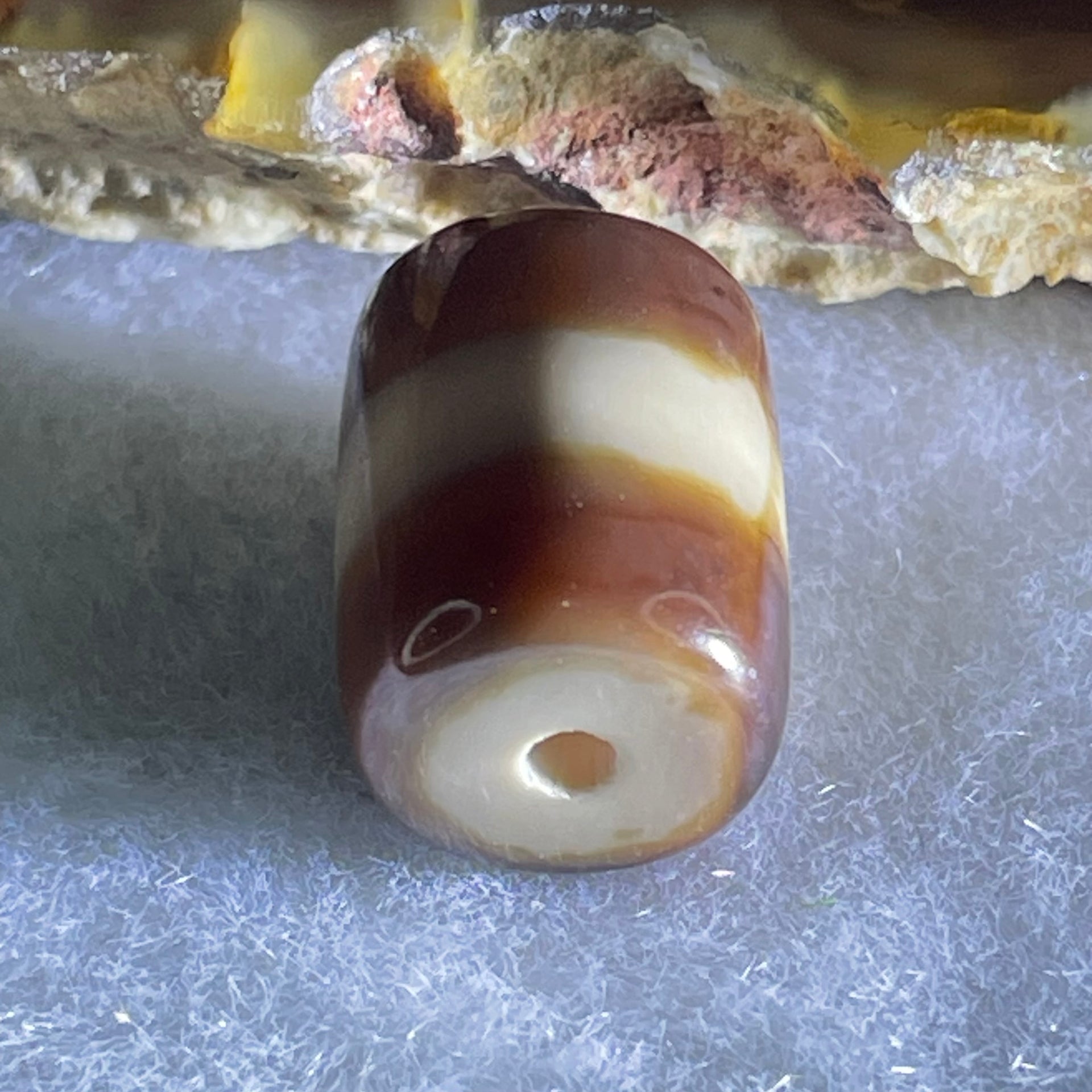 Natural Powerful Tibetan Old Oily Agate One Line Dzi Bead Heavenly Master (Tian Zhu) 2.44g 13.3 by 10.1mm - Huangs Jadeite and Jewelry Pte Ltd